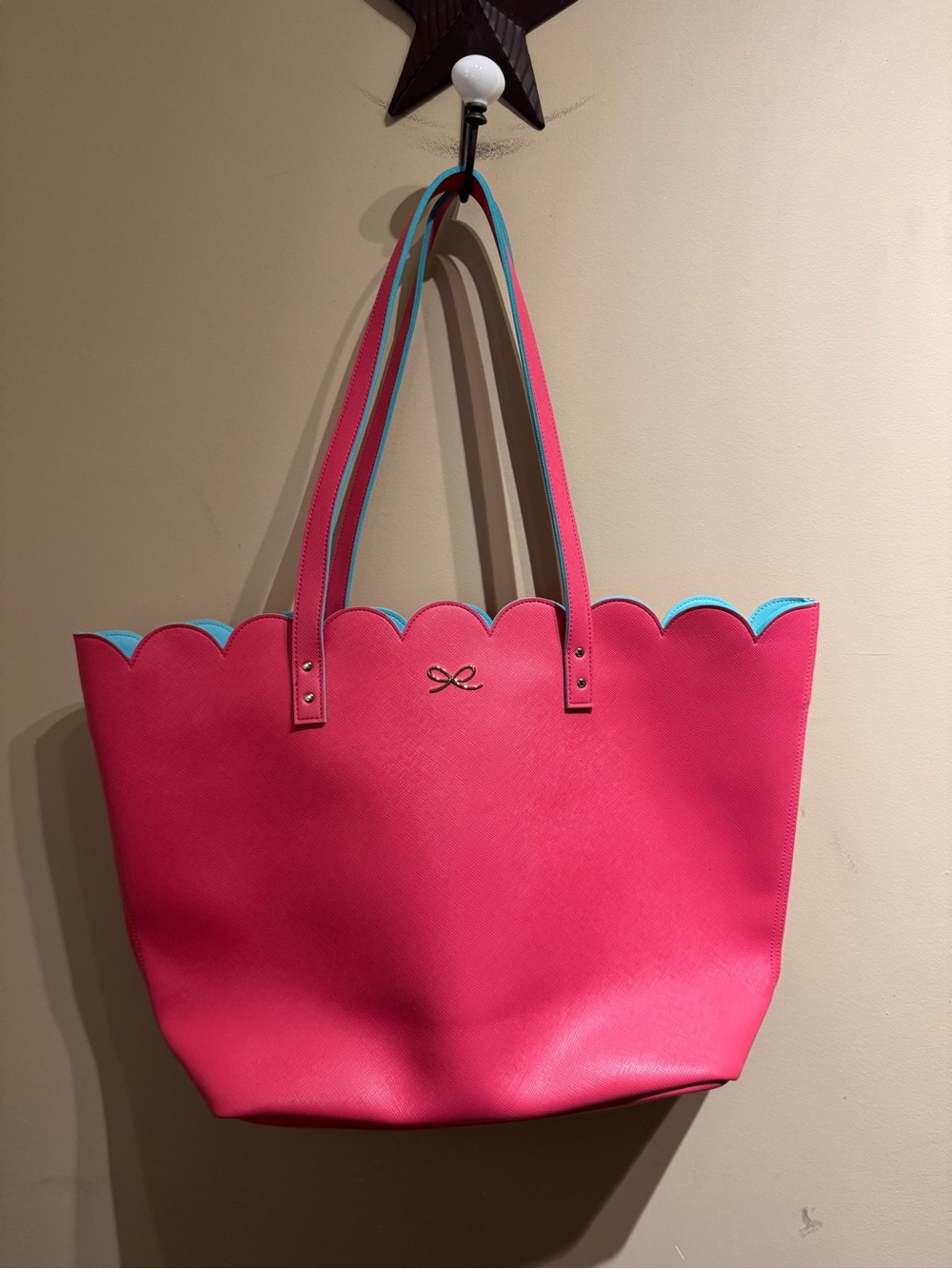 NWT Bath & Body Works Pink Scallop Main Street Garden Tote Bag